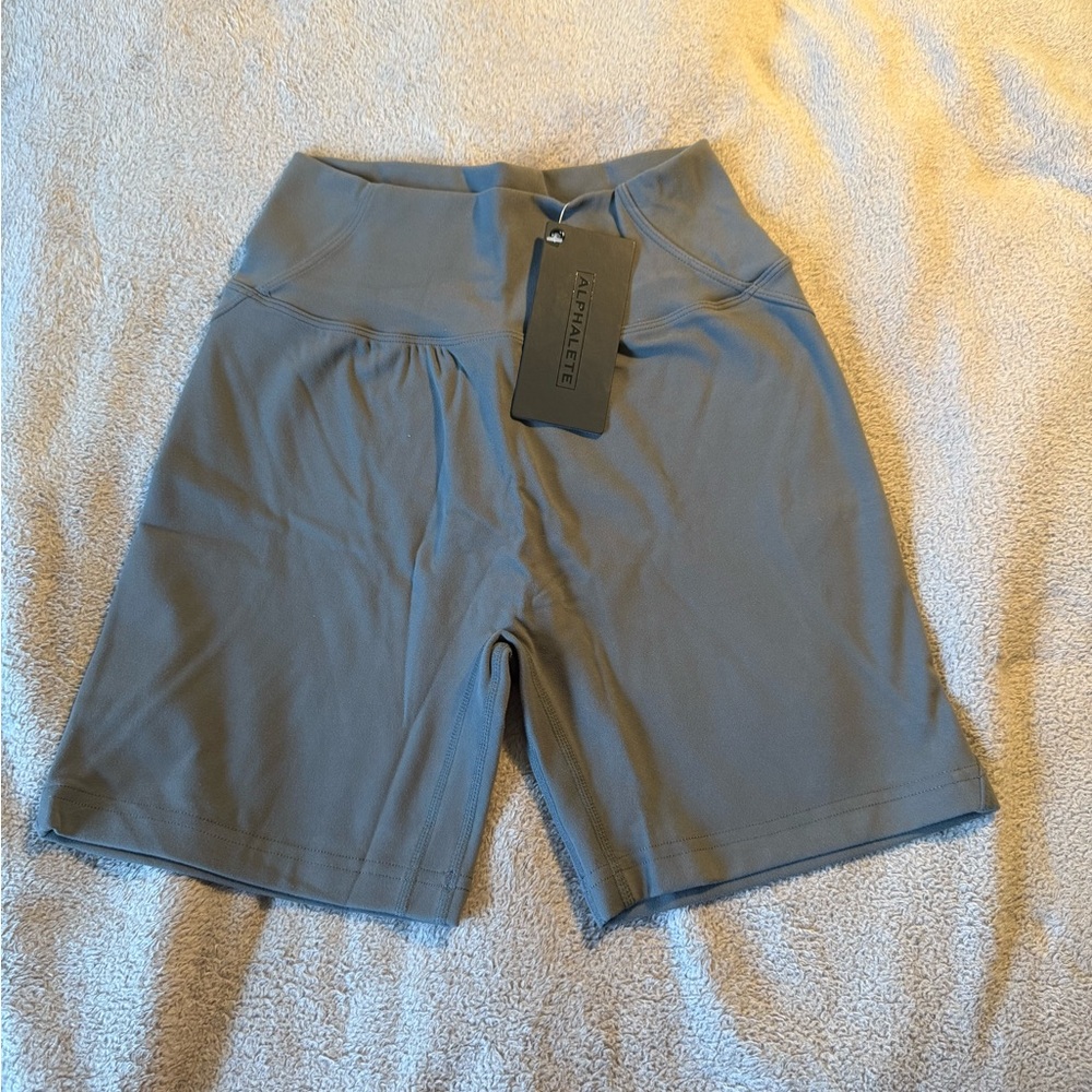 Alphalete Aura Grey Shorts Smooth Lightweight Design